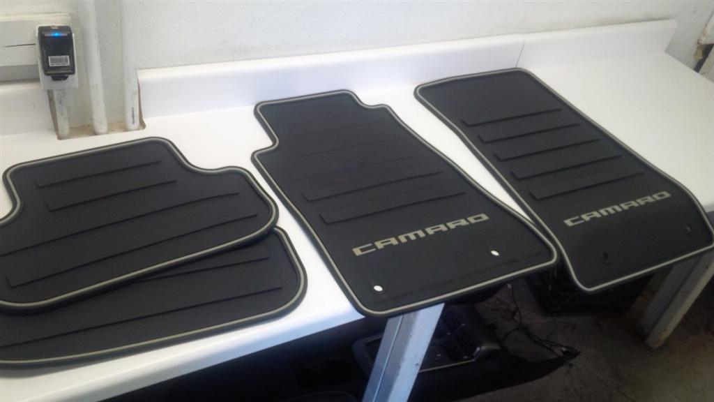 1014 Camaro Rubber Heavy Duty Floor Mats with logo Contemporary Corvette